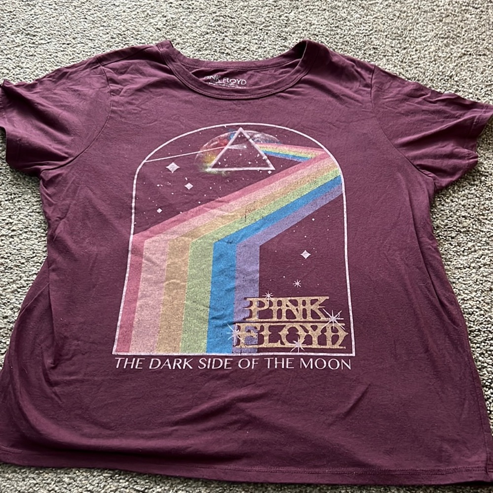 Pink Floyd graphic tee